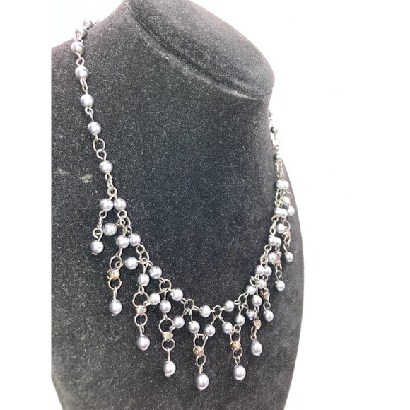 Rhinestones and Silver-Tone Beads on Gray Chain Necklace Vintage! - Picture 2 of 9